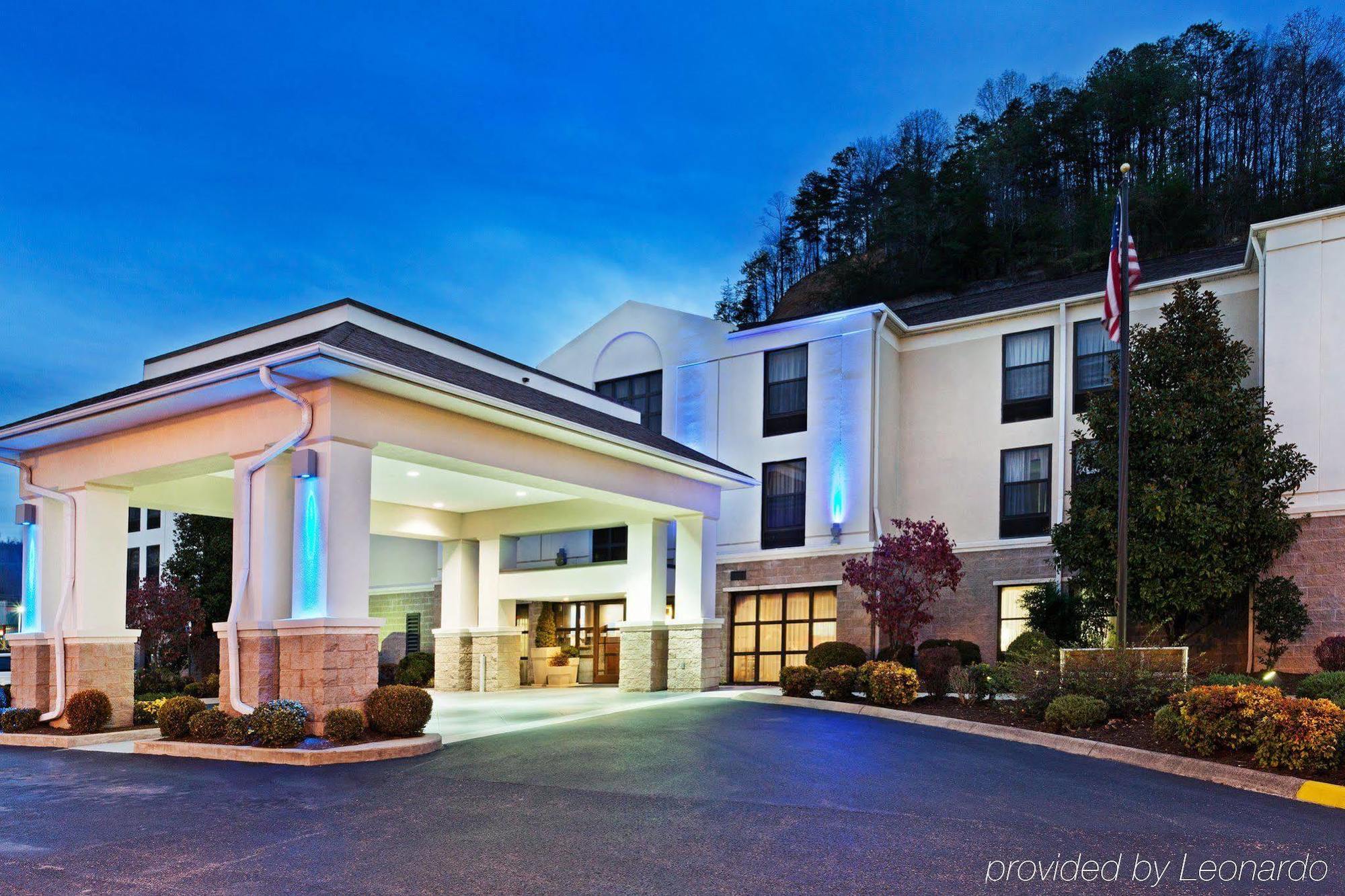 Holiday Inn Express Middlesboro, An Ihg Hotel Exterior photo